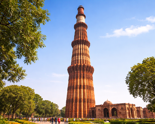 Visit Qutub Minar 